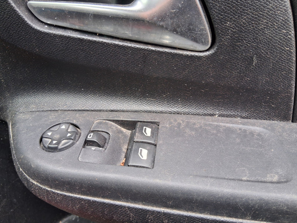 2020 VAUXHALL CORSA F HATCH OSF DRIVER SIDE FRONT WINDOW CONTROL SWITCH