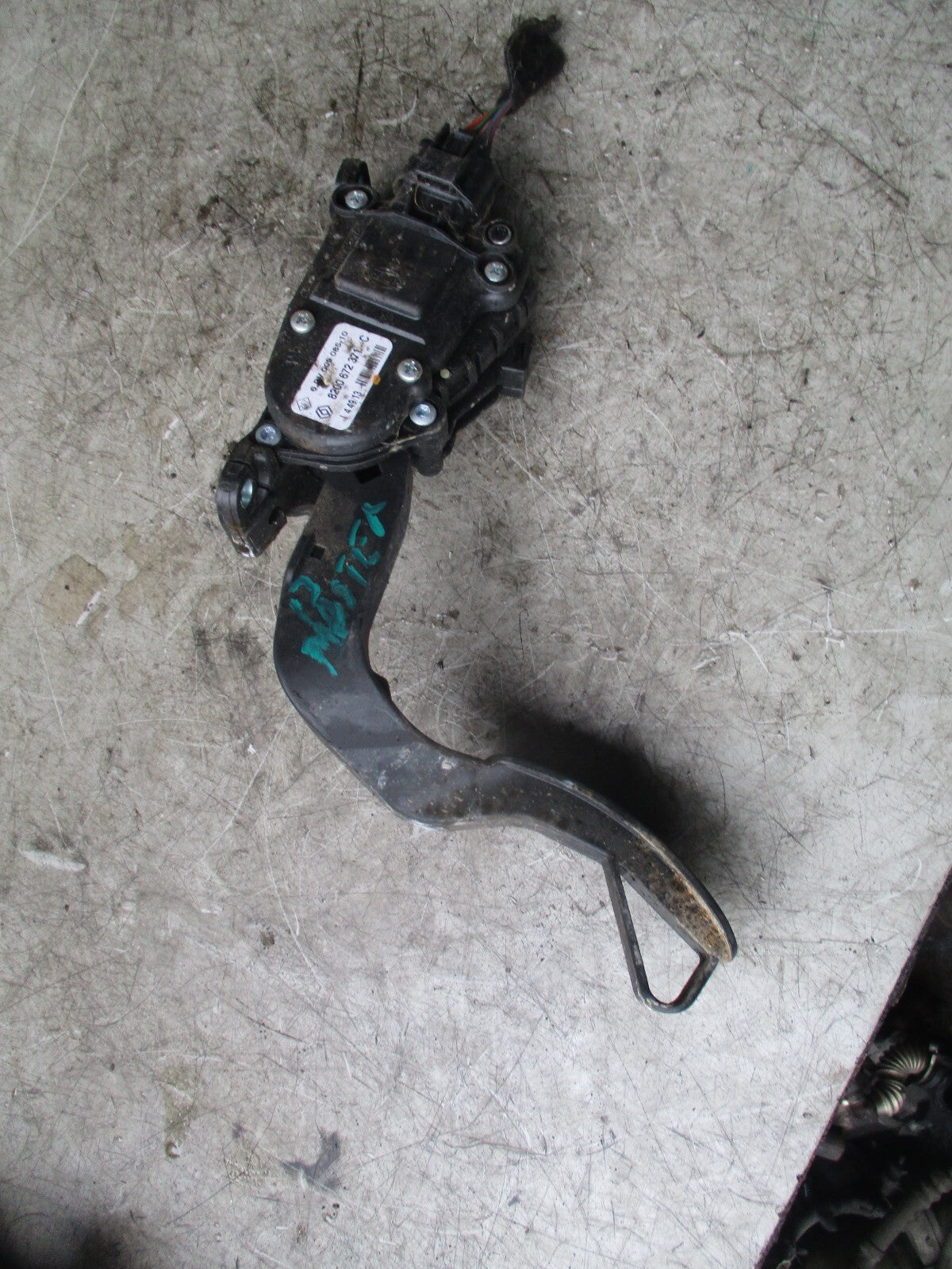 2013 RENAULT MASTER MK3 THROTTLE PEDAL 8200672371C