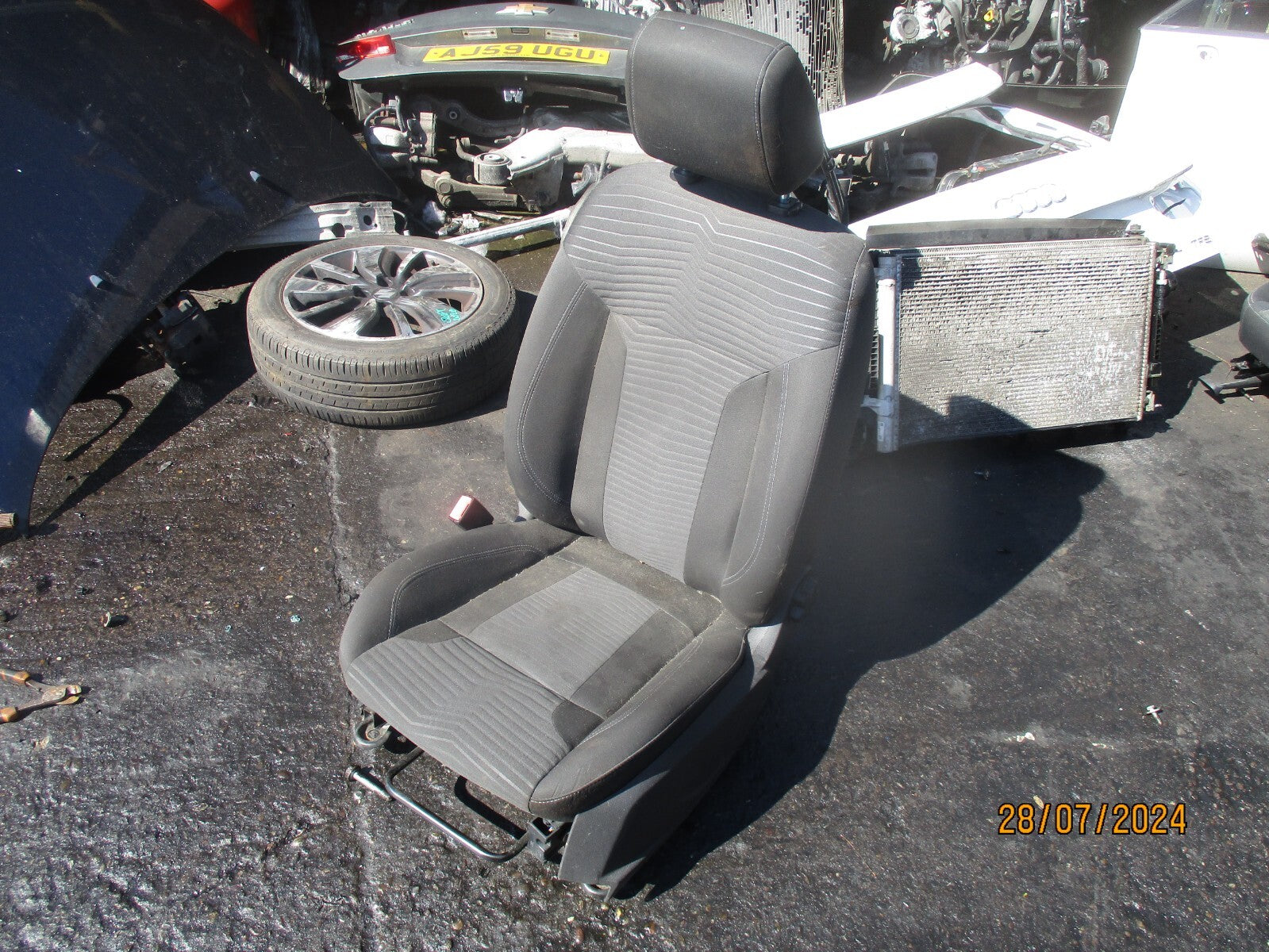 FORD FIESTA MK7 2017 NSF PASSENGER SIDE FRONT COMPLETE SEAT FABRIC