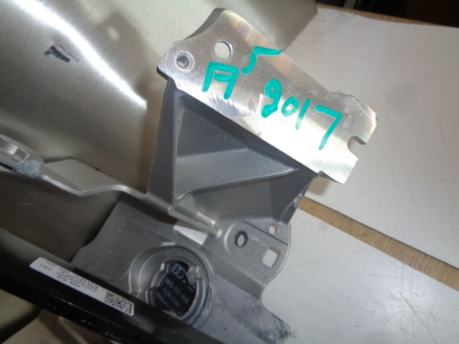 AUDI A5 2017 8W S LINE AUTOMATIC BRAKE PEDAL & MOUNT 8W2723117