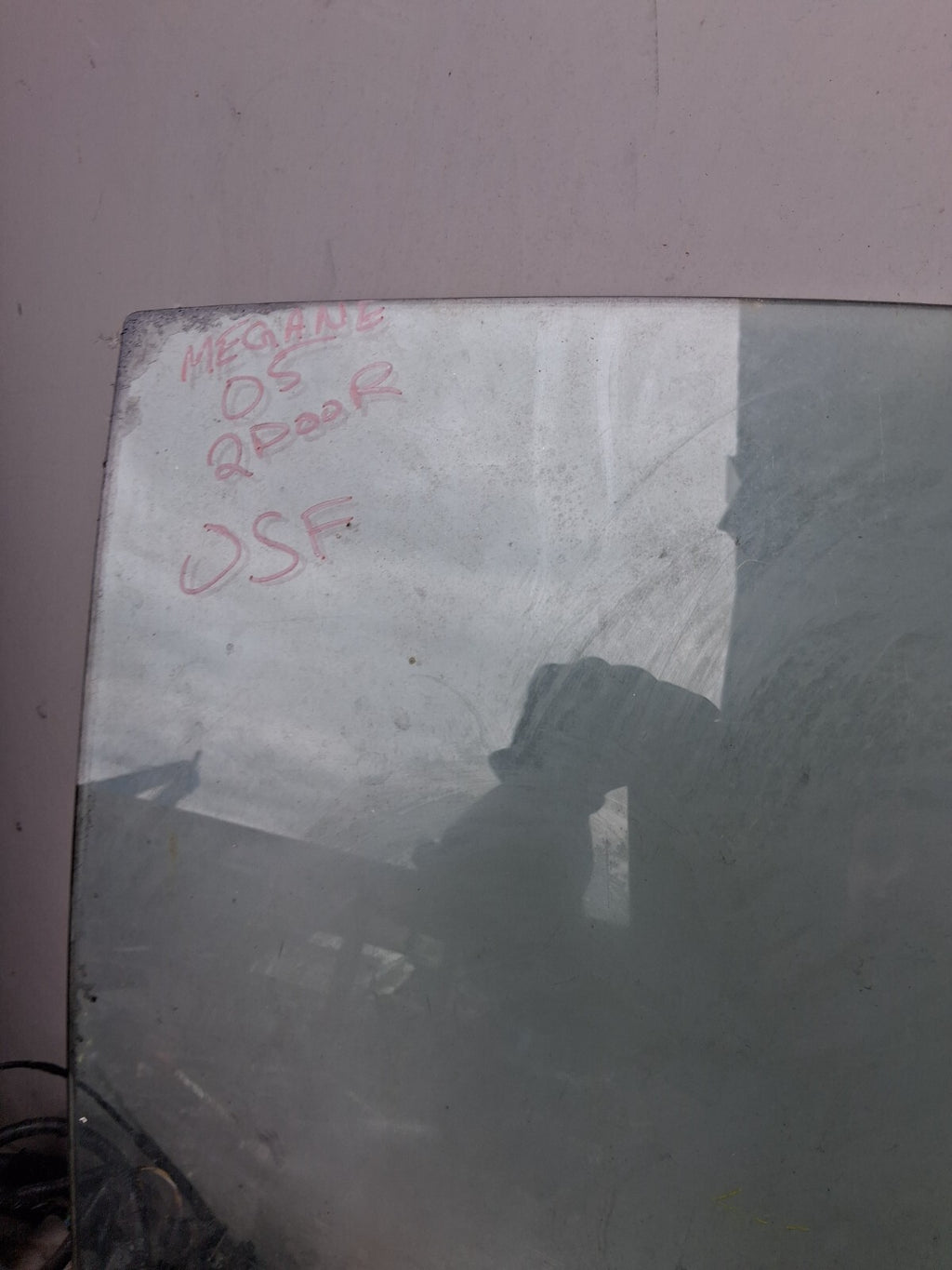 RENAULT MEGANE CC MK2 2005 OSF DRIVER SIDE FRONT RIGHT WINDOW GLASS 43R000017