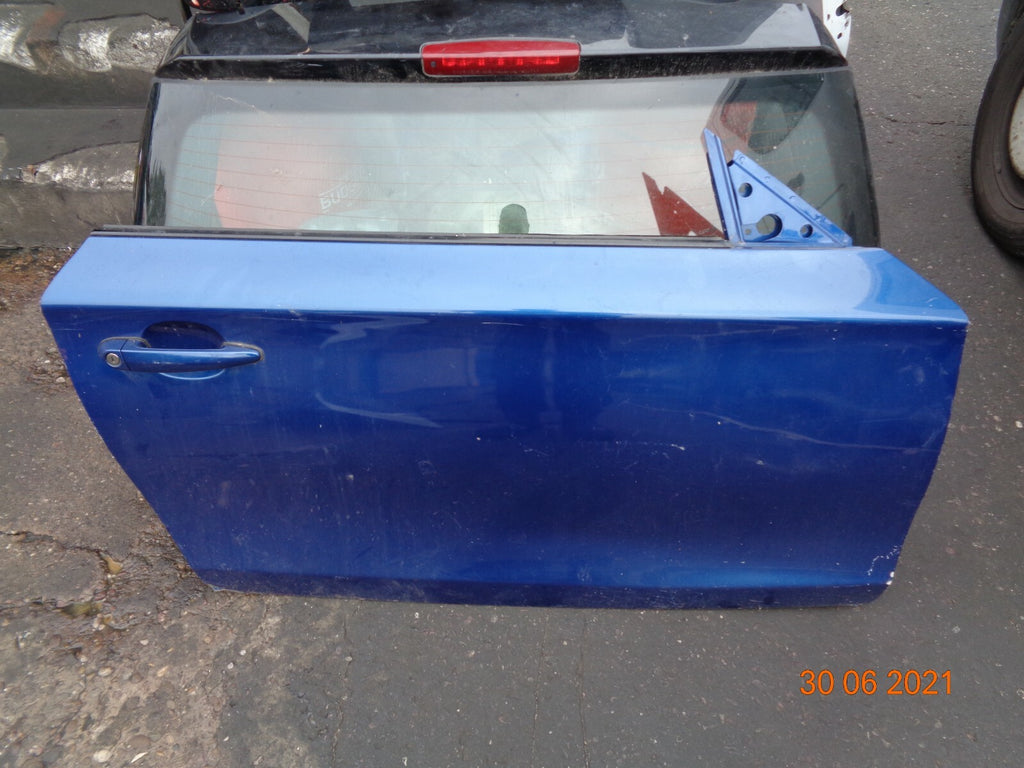 BMW E82 1 SERIES 2007 2 DOOR COUPE OS DRIVER DOOR GLASS REGULATOR SHELL BLUE