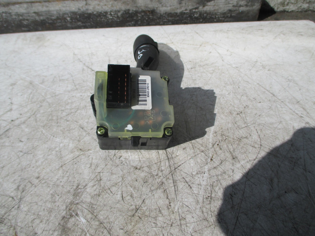 HYUNDAI I 30 INDICATOR STALK SWITCH 934202R010