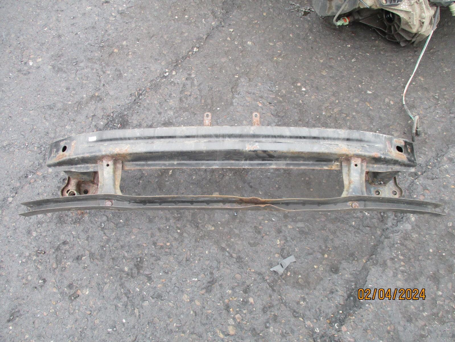 VW VOLKSWAGEN PASSAT B6 2008 FRONT BUMPER CRASH BAR