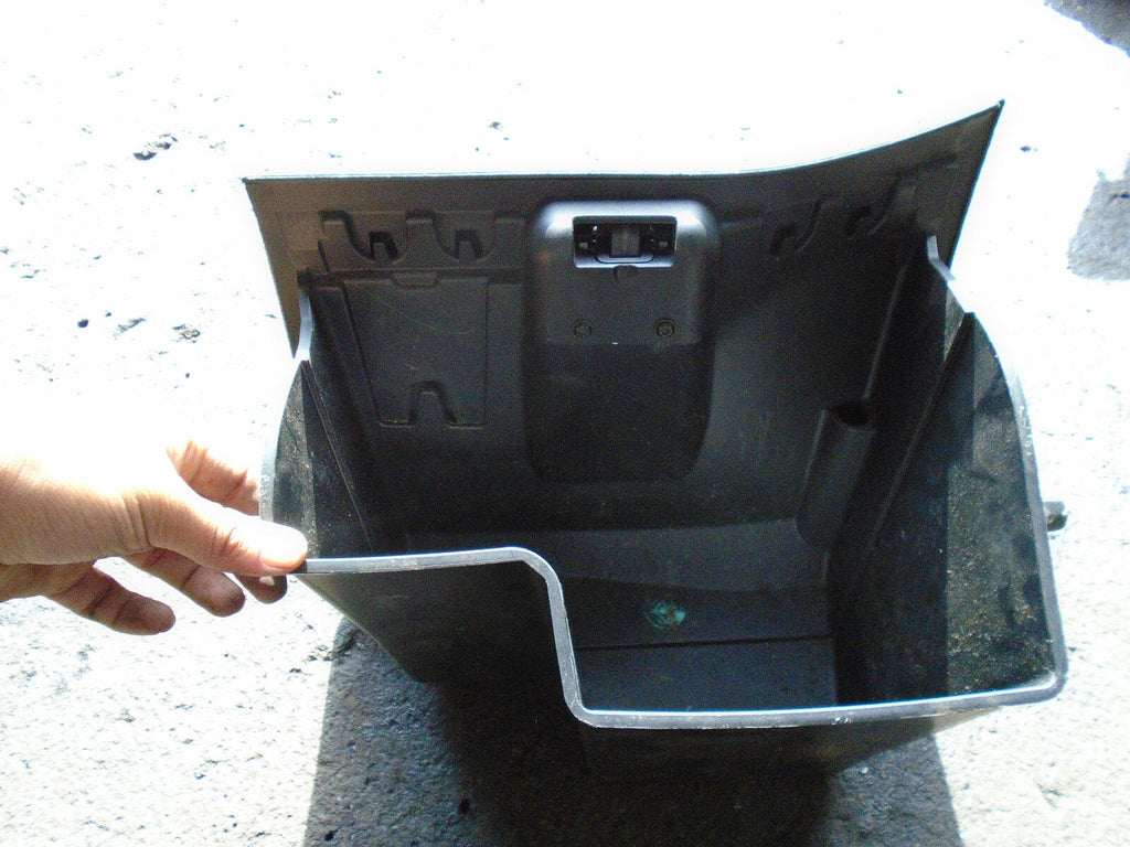 FORD FIESTA MK7 NS PASSENGER SIDE GLOVEBOX STORAGE COMPARTMENT 8A61A06010BJW