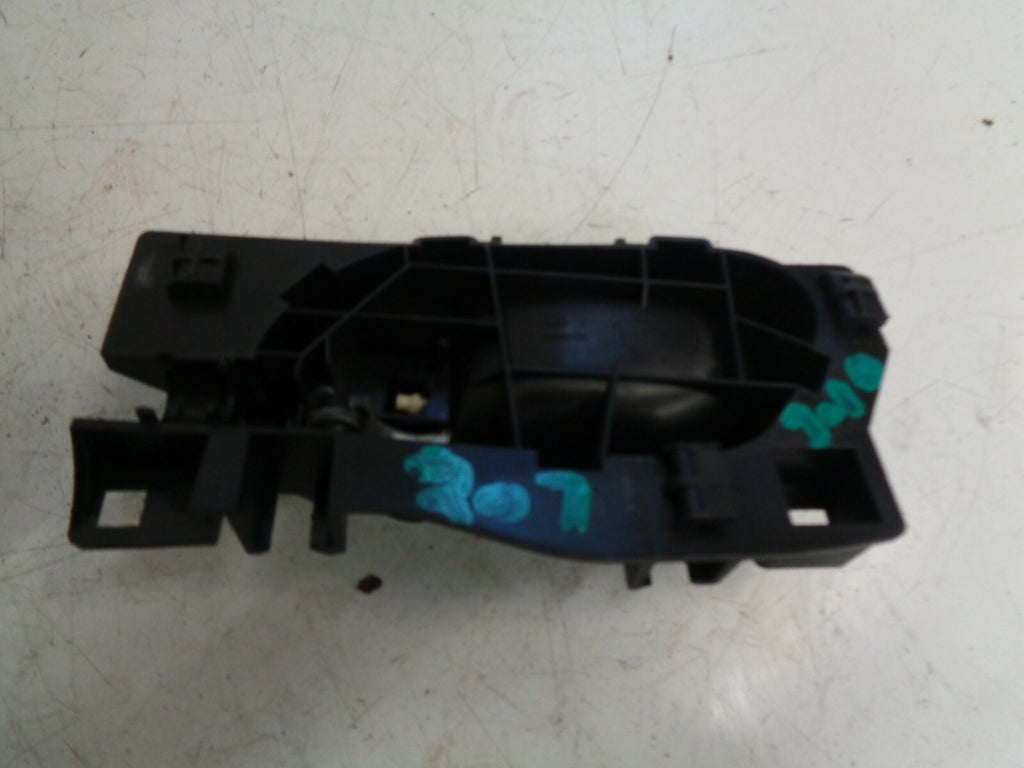 PEUGEOT 207 2010 3 DOOR OS DRIVER SIDE INTERIOR DOOR HANDLE 96802455VV