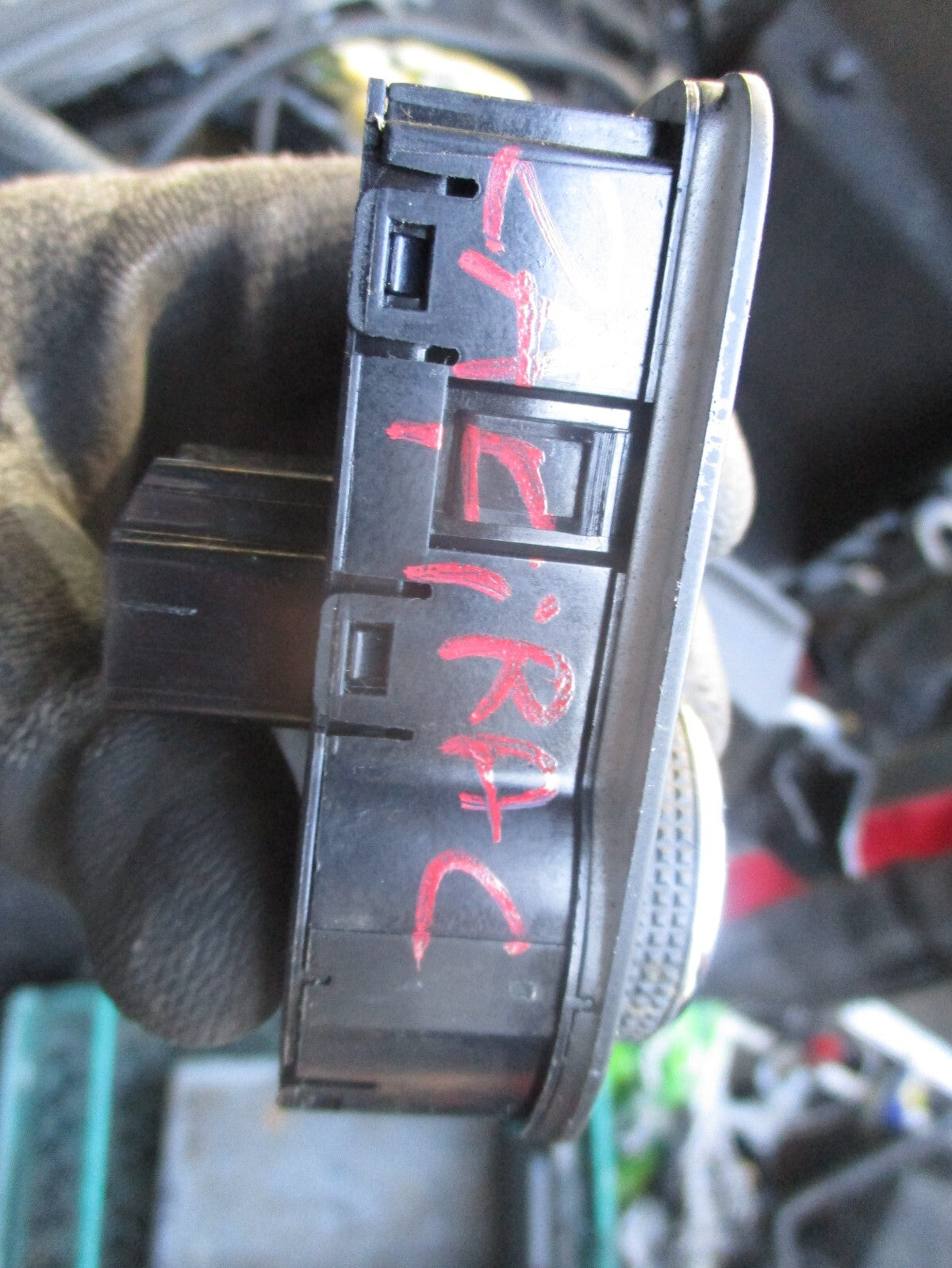 2016 VAUXHALL ZAFIRA C HEADLIGHT CONTROL SWITCH 39049504