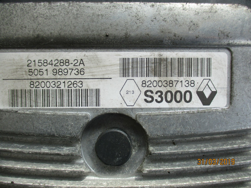 RENAULT MEGANE  MK2  1.4 PETROL ENGINE CONTROL UNIT ECU MODULE 8200387138