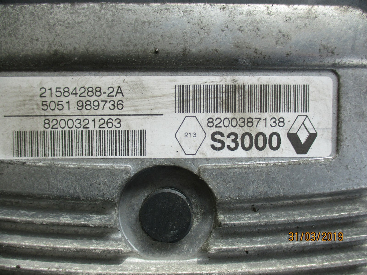 RENAULT MEGANE  MK2  1.4 PETROL ENGINE CONTROL UNIT ECU MODULE 8200387138