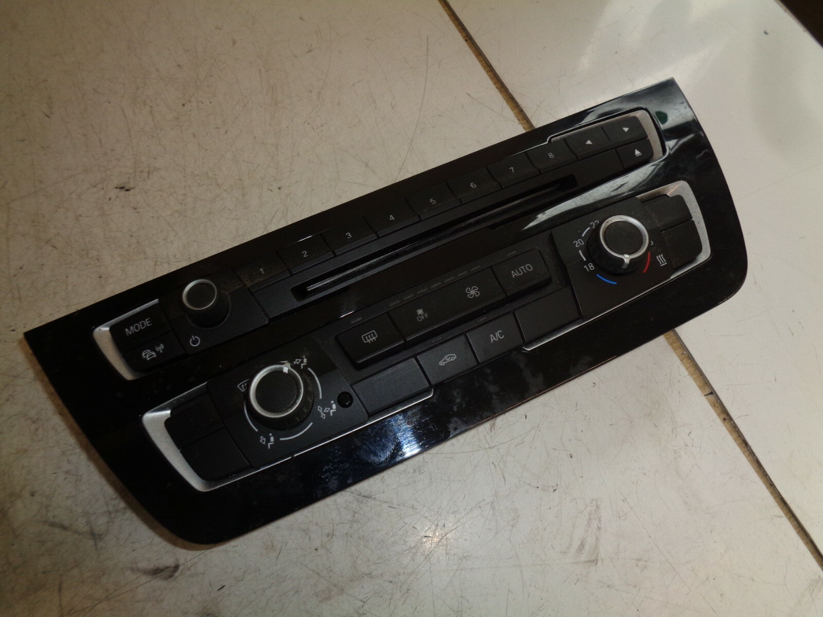 BMW 1 SERIES F20 2019 LCI AIR CON HEATER RADIO CONTROL PANEL 6832880