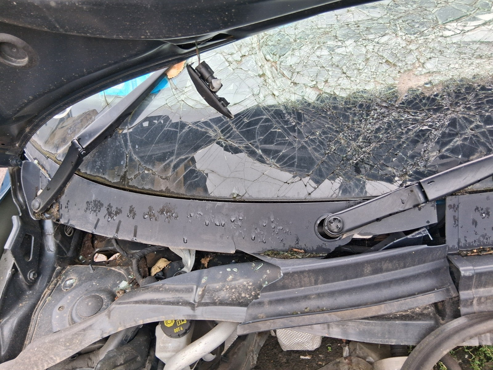 2023 VOLKSWAGEN TIGUAN MK2 2.0 DIESEL FRONT WINDSCREEN WIPER MOTOR & LINKAGE