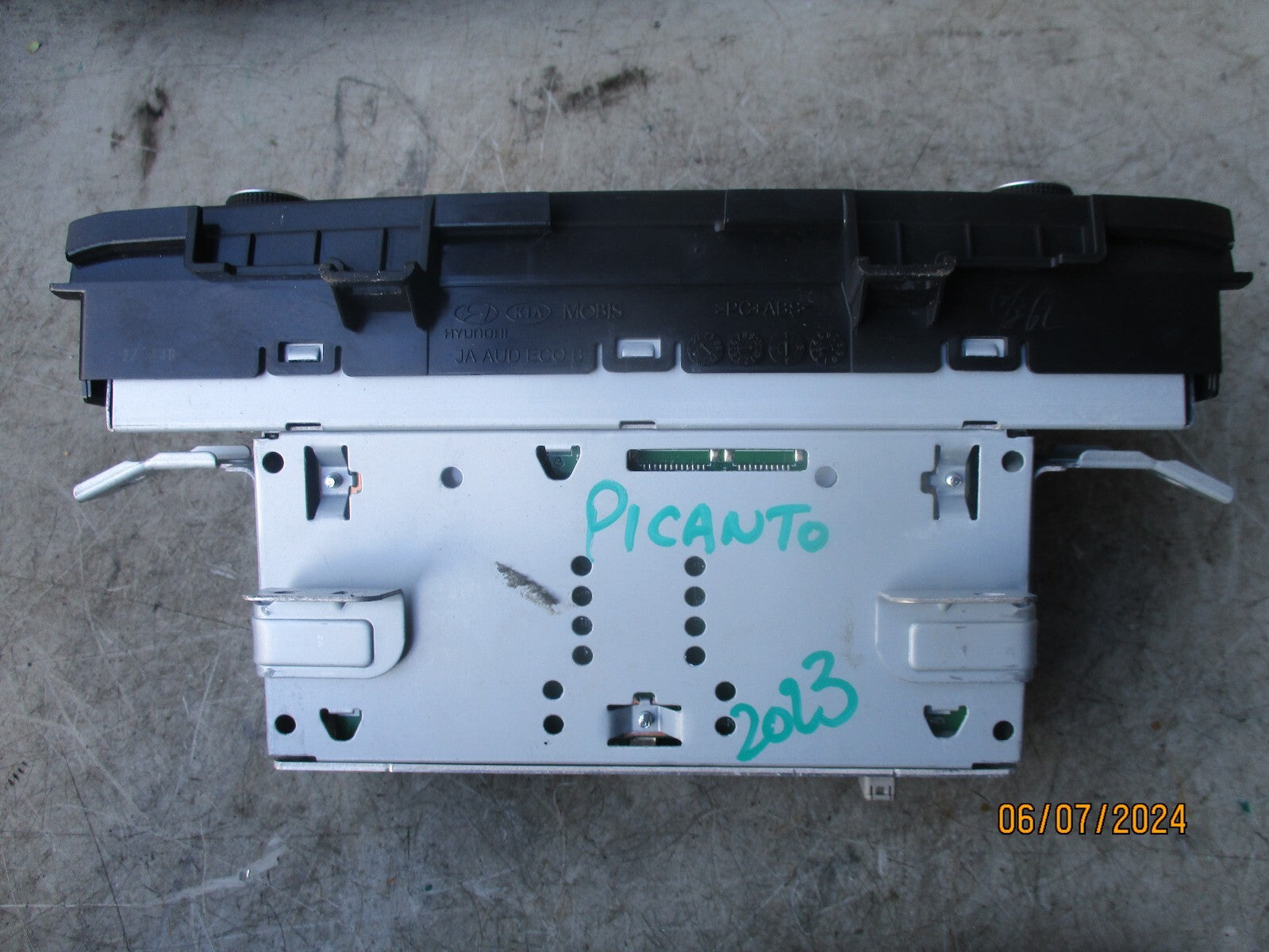 KIA PICANTO MK3 2023 RADIO STEREO BLUETOOTH 96150G6830