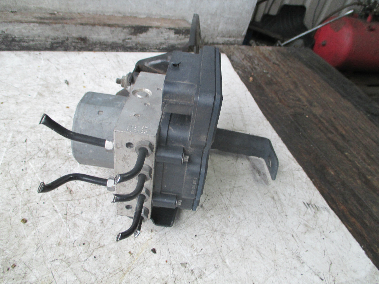 AUDI A1 8X 2015 1.4 PETROL ABS PUMP & MODULATOR 6R0614517AL