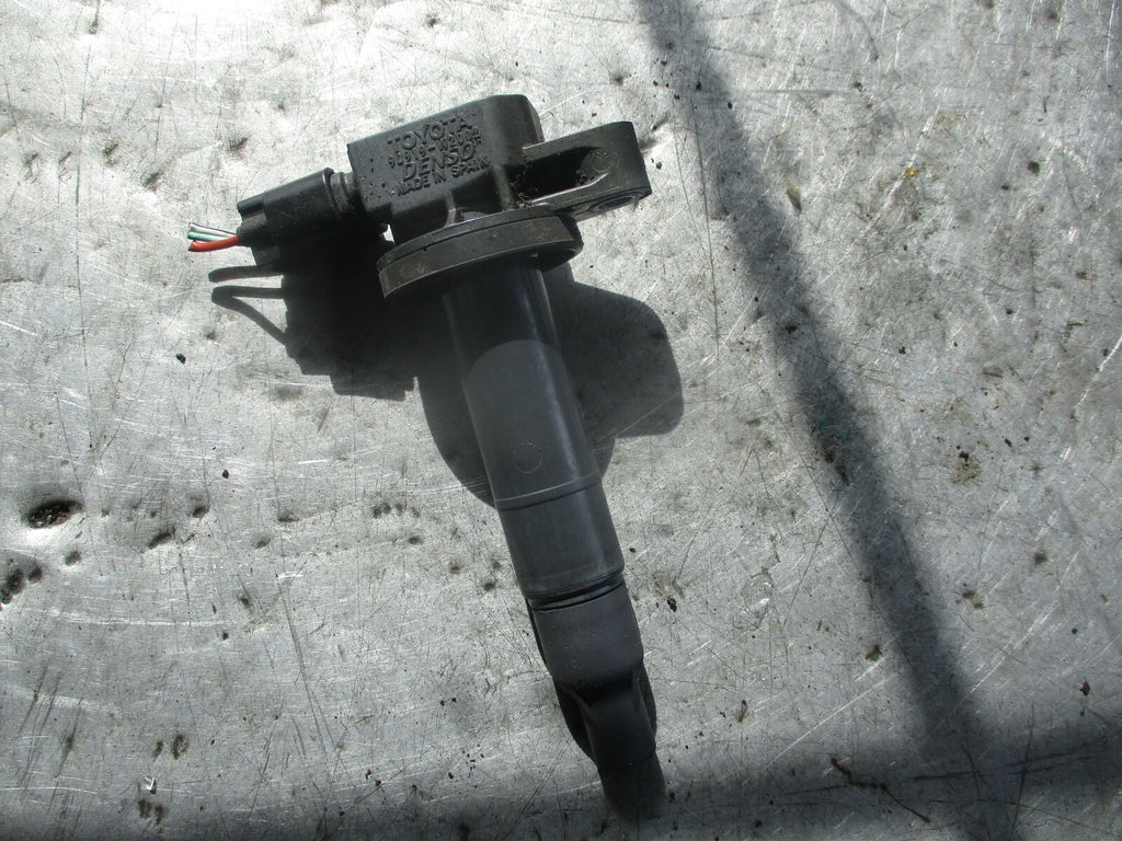 TOYOTA YARIS MK2 1.0 PETROL IGNITION COIL 10R034811