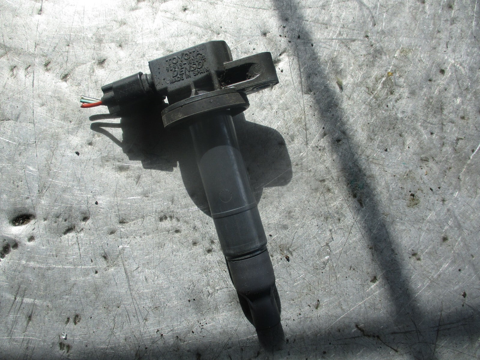 TOYOTA YARIS MK2 1.0 PETROL IGNITION COIL 10R034811