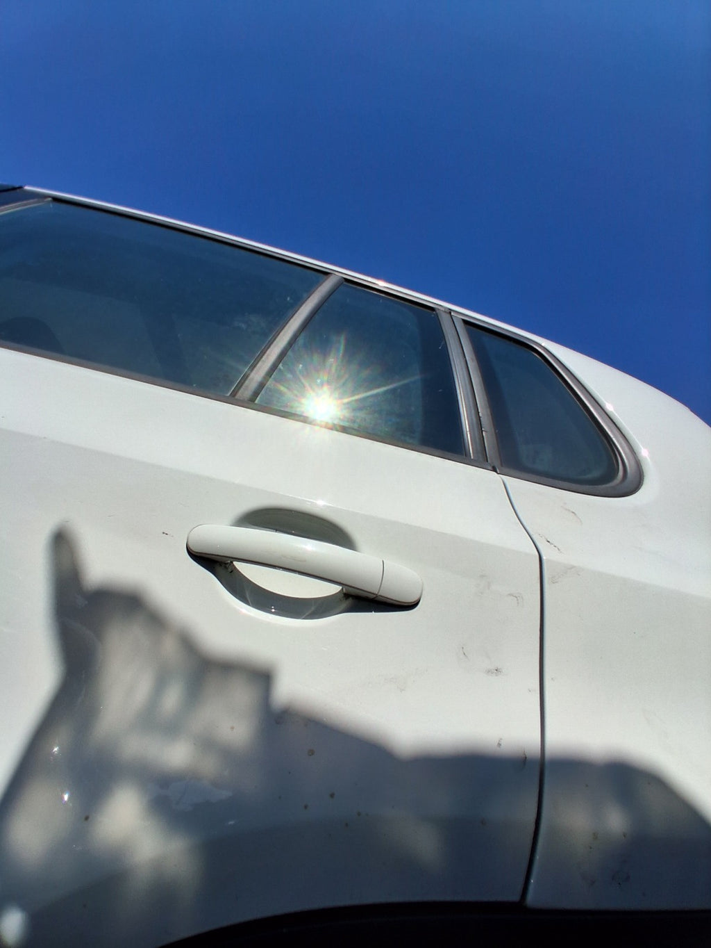 2013 VW VOLKSWAGEN TIGUAN MK1 NSR PASSENGER SIDE REAR DOOR HANDLE WHITE LC9A