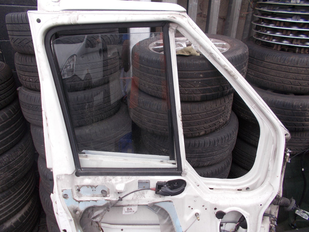 FORD TRANSIT 2003 NSF PASSENGER SIDE FRONT DOOR WHITE