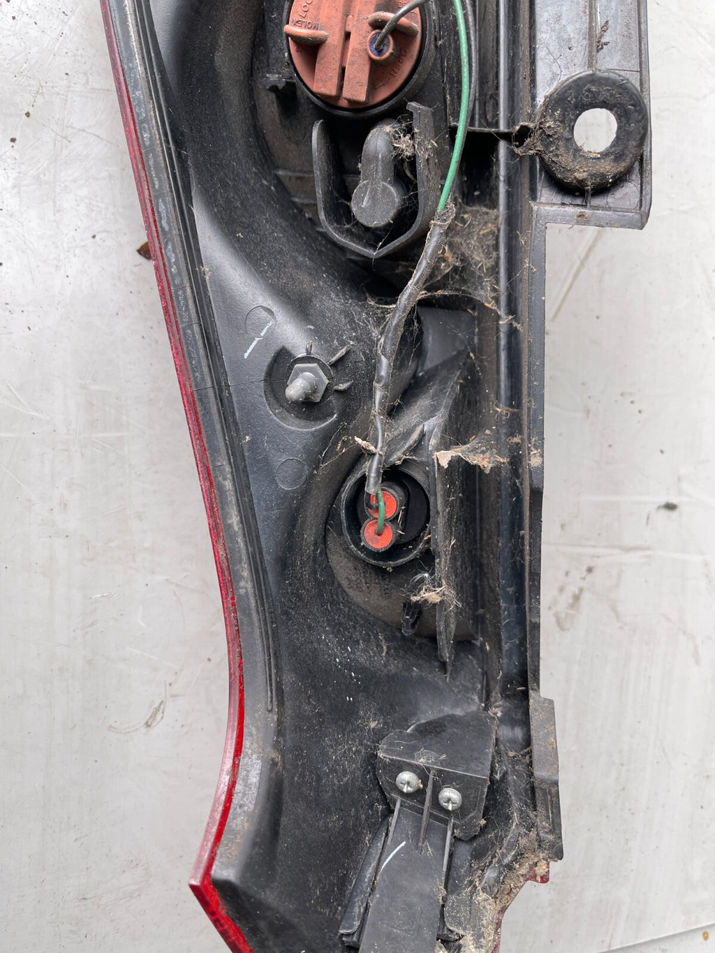 2011 NISSAN NOTE PASSENGER SIDE LEFT NEARSIDE REAR LIGHT 220-16752