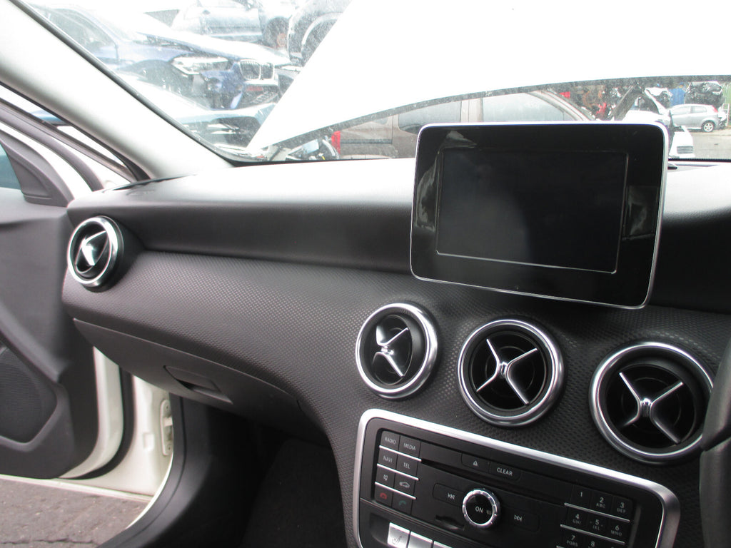 MERCEDES BENZ A CLASS 2017 DASHBOARD PASSENGER SIDE AIRBAG