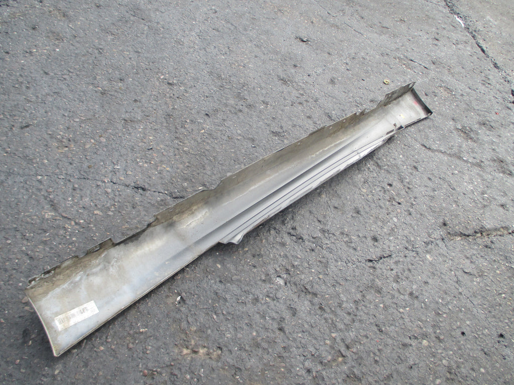 BMW 1 SERIES E88 2013 SPORT OS DRIVER SIDE SKIRT ALPINE WHITE 300
