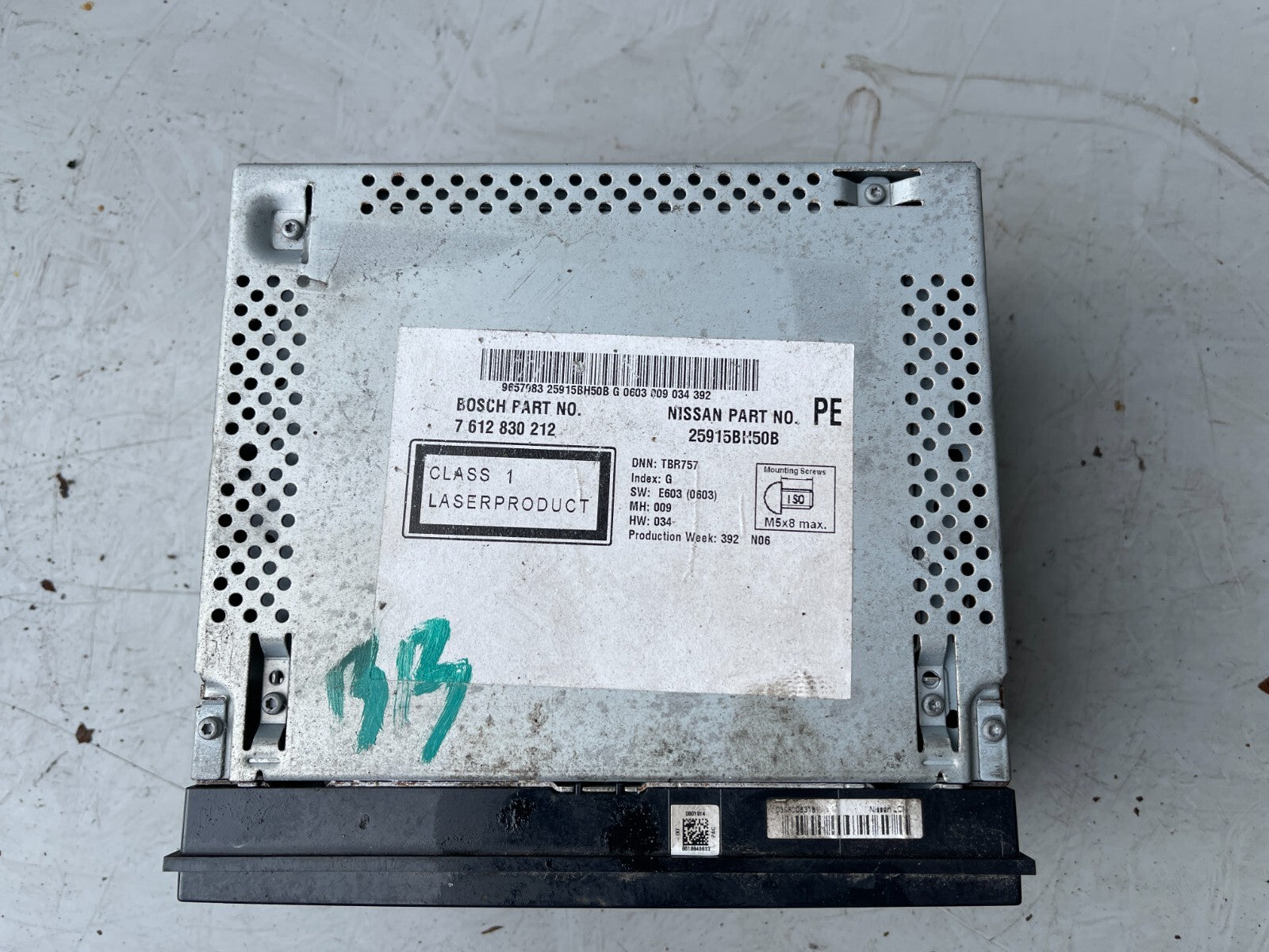 2011 NISSAN NOTE RADIO STEREO CD PLAYER SAT NAV HEAD UNIT  25915BH50B