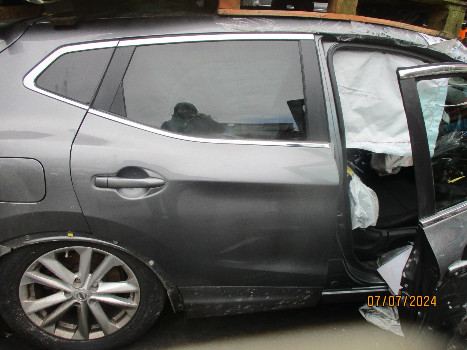 NISSAN QASHQAI J11 MK2 2014 OSR DRIVER SIDE REAR BARE DOOR GREY METALLIC KAD