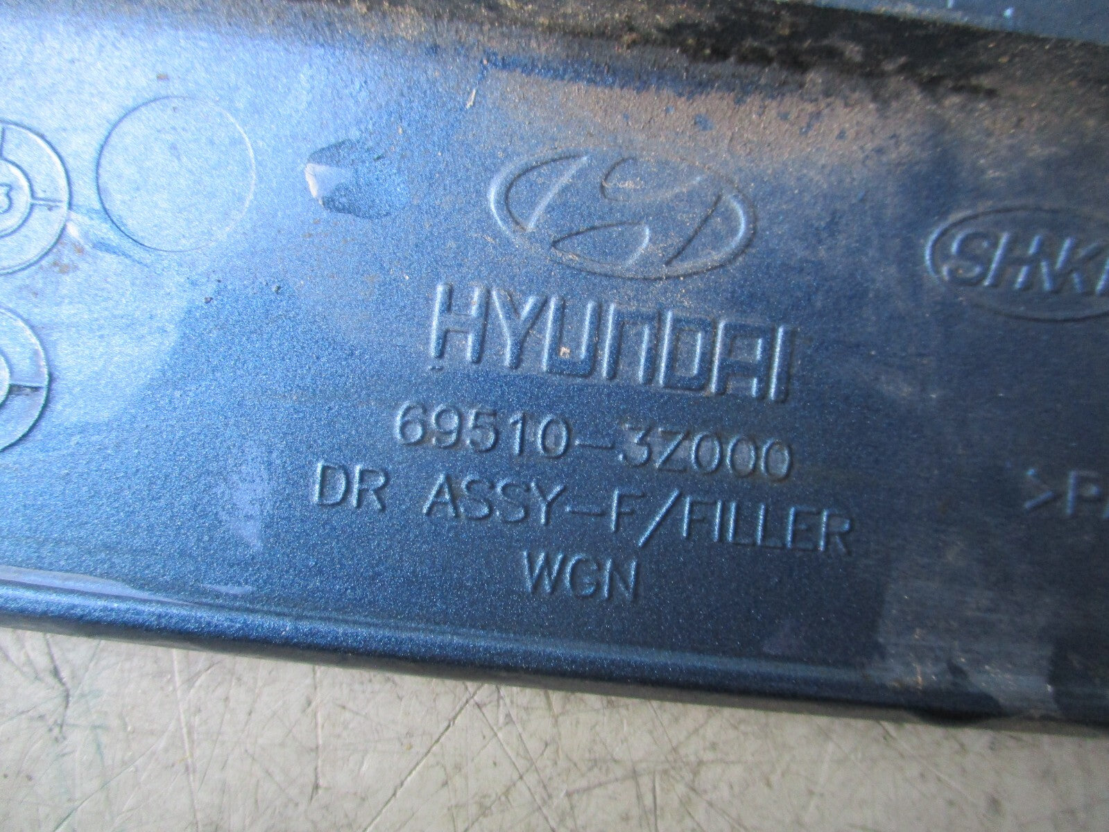 2012 HYUNDAI I40 1.7 DIESEL FUEL FLAP BLUE 695103Z000