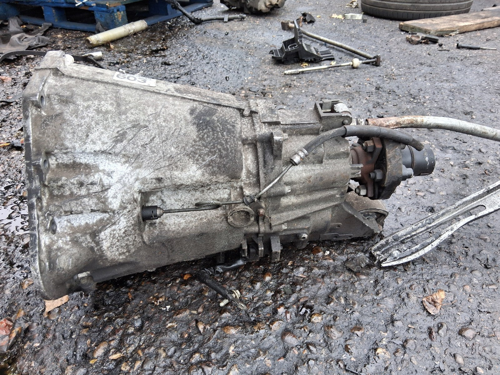 MERCEDES BENZ C CLASS W204 2009 1.8 PETROL MANUAL GEARBOX 2042600400