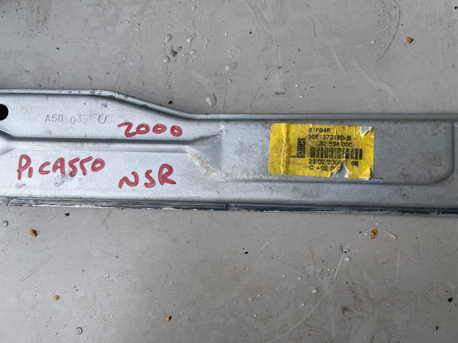 CITROEN C3 PICASSO 2000 PASSENGER SIDE REAR DOOR WINDOW REGULATOR 51894F