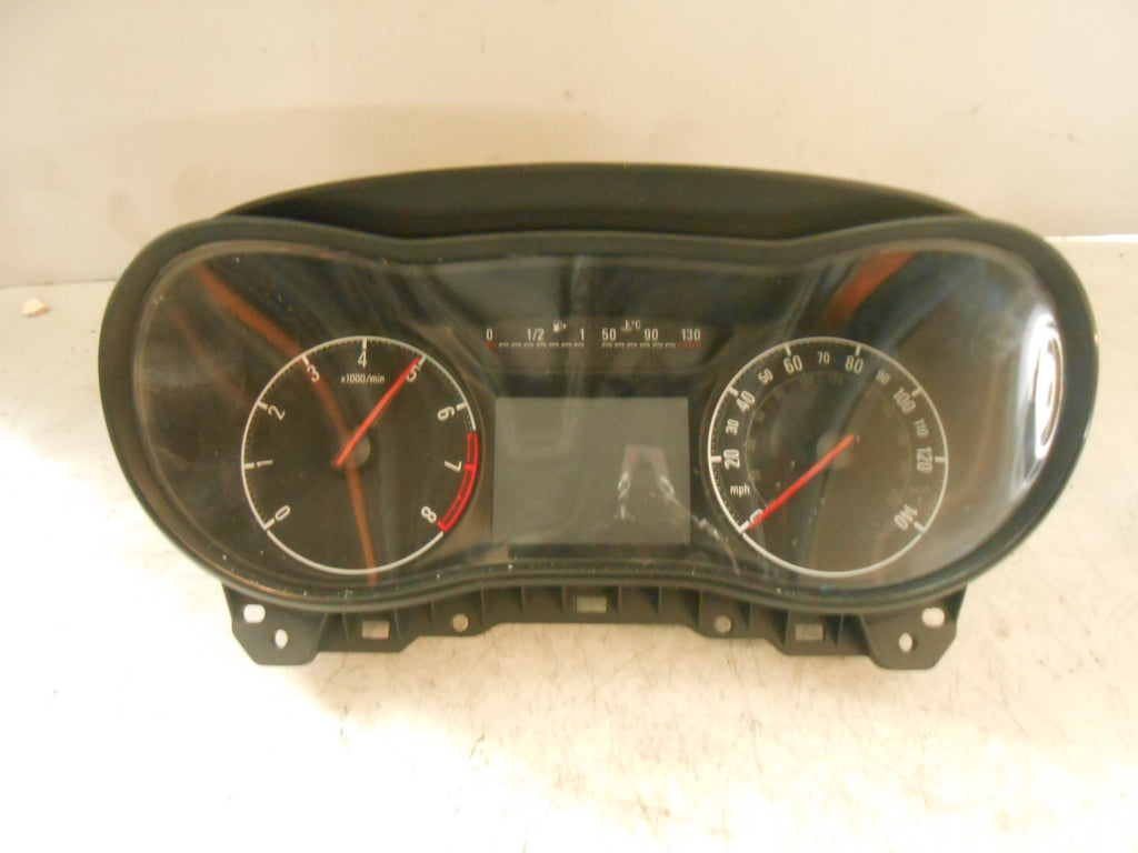 VAUXHALL CORSA E MK4 2017 1.2 B12XER CLOCKS SPEEDO INSTRUMENT CLUSTER 39107237