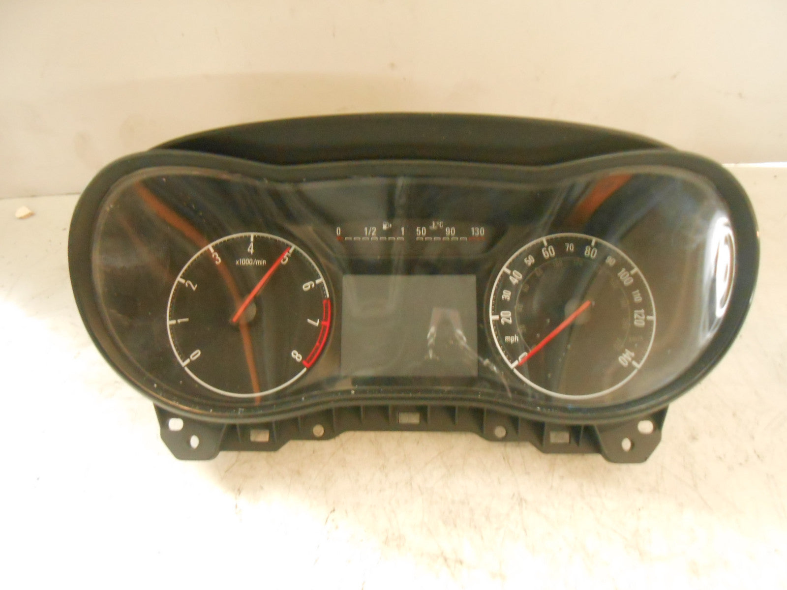VAUXHALL CORSA E MK4 2017 1.2 B12XER CLOCKS SPEEDO INSTRUMENT CLUSTER 39107237