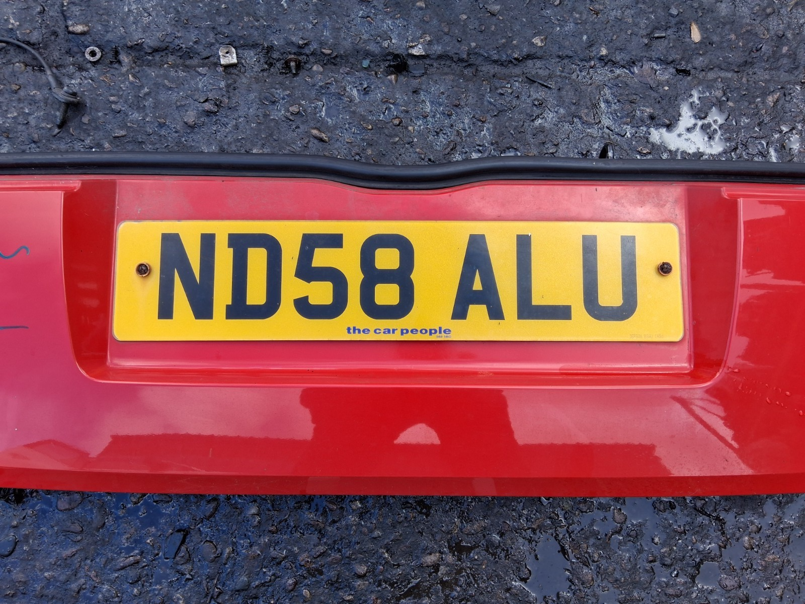 2008 CITROEN C2 COMPLETE REAR LOWER TAILGATE BOOTLID RED