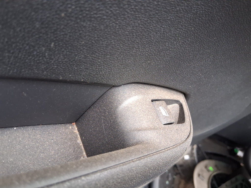 2024 VAUXHALL CROSSLAND NSR PASSENGER SIDE REAR LEFT WINDOW CONTROL SWITCH