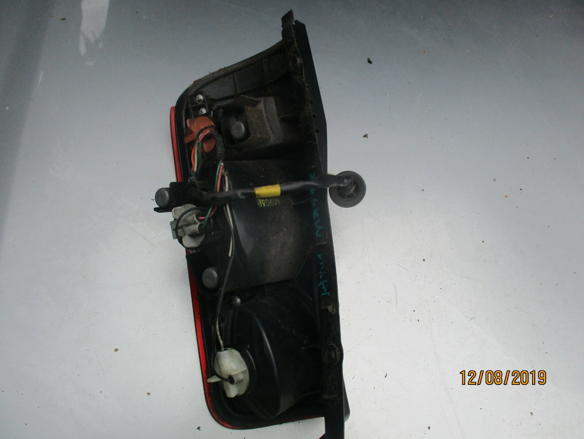 HYUNDAI MATRIX NSR NEAR PASSENGER SIDE REAR LIGHT TAIL LIGHT