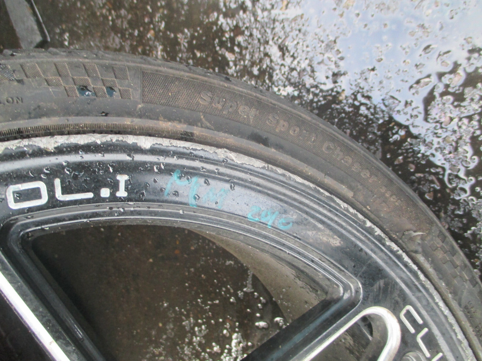 MINI COOPER 2010 17 INCH ALLOY WHEEL WITH TYRE 205/40R17 REF 3