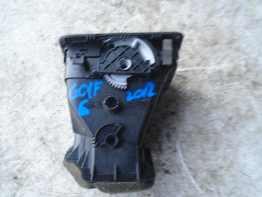 VOLKSWAGEN GOLF 2012 MK6 NSF FRONT PASSENGER SIDE DASHBOARD AIR VENT 5K0819703