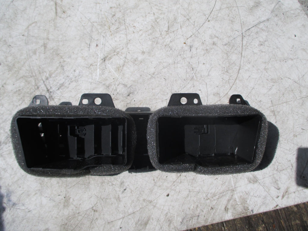 FORD MONDEO MK5 2016 CENTRE DASH TRIM AIR VENT HAZARD SWITCH DS73-19K617-A