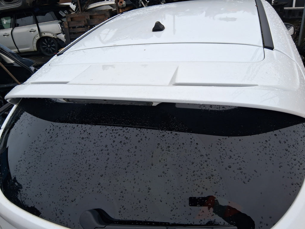 2017 FORD FOCUS MK3 COMPLETE REAR TAILGATE BOOTLID FROZEN WHITE 5F