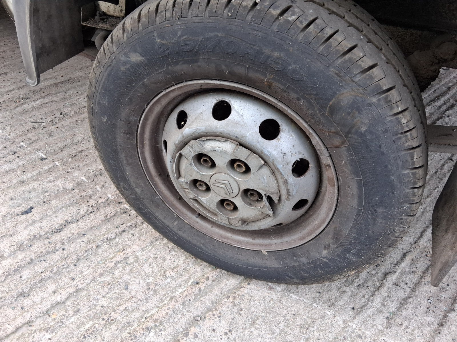 2014 CITROEN RELAY MK3 15 INCH STEEL WHEEL WITH TYRE 215/70R15C