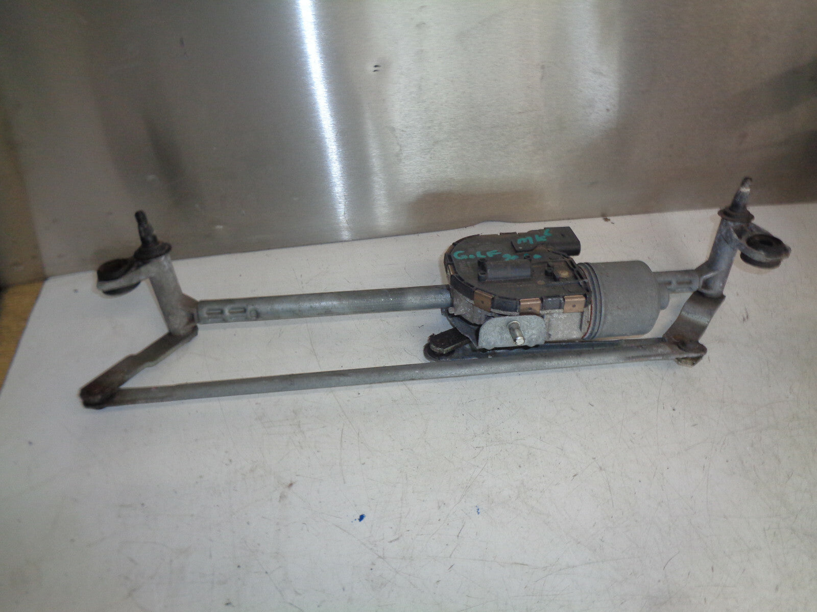 VW VOLKSWAGEN GOLF MK6 FRONT WINDSCREEN WIPER MOTOR LINKAGES 1K2955023H