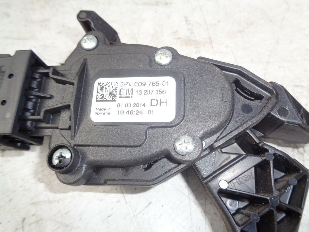 VAUXHALL INSIGNIA 2014 MK1 2.0 CDTI THROTTLE PEDAL 13237356