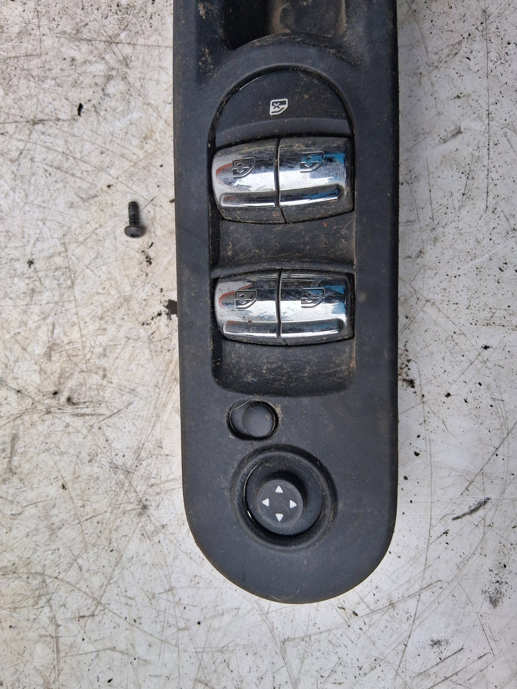 2021 BMW MINI COUNTRYMAN F60 OSF DRIVER SIDE FRONT RIGHT WINDOW SWITCH 9354859