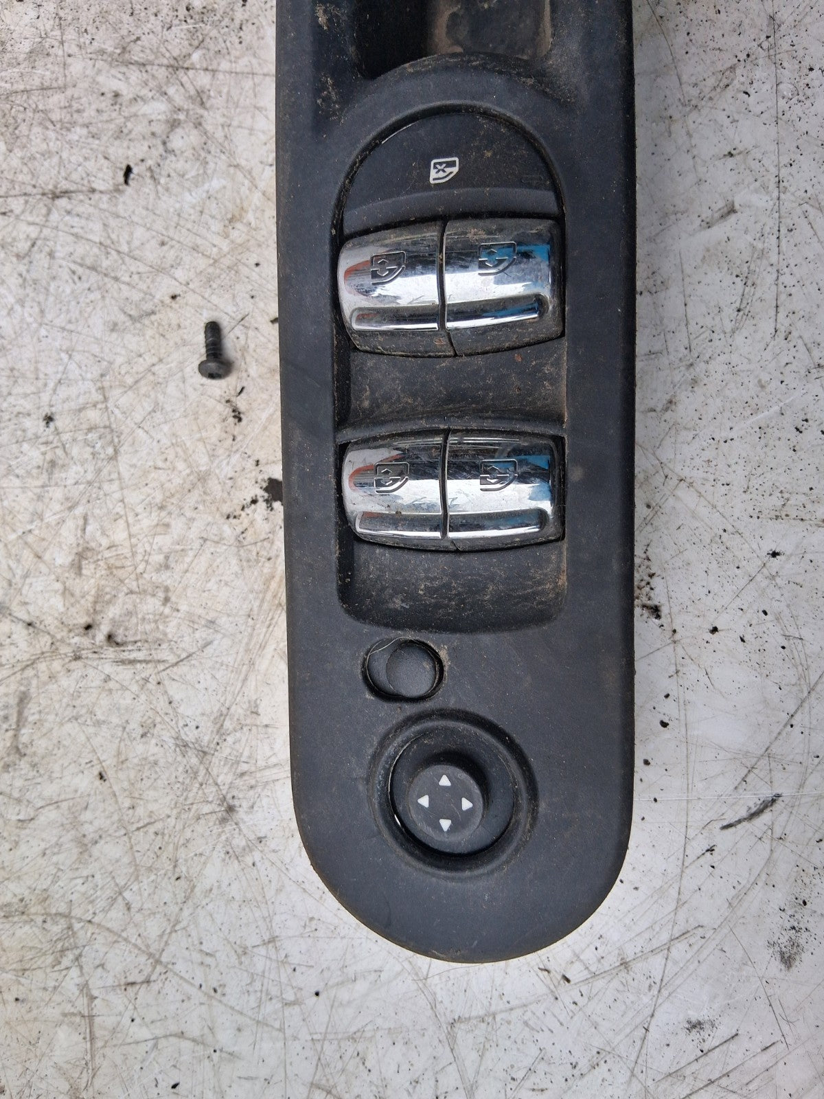 2021 BMW MINI COUNTRYMAN F60 OSF DRIVER SIDE FRONT RIGHT WINDOW SWITCH 9354859