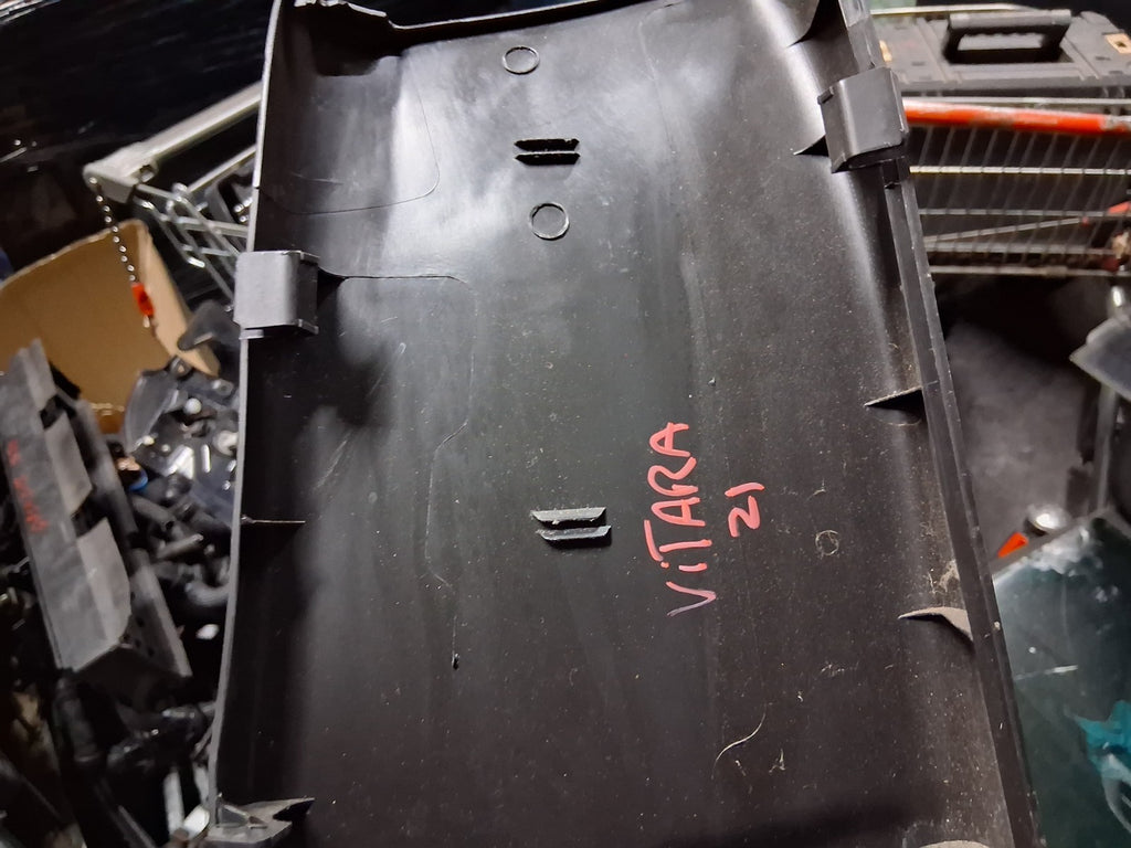 2022 SUZUKI VITARA MK4 NS PASSENGER SIDE LEFT LOWER PILLAR B TRIM 7624154P0