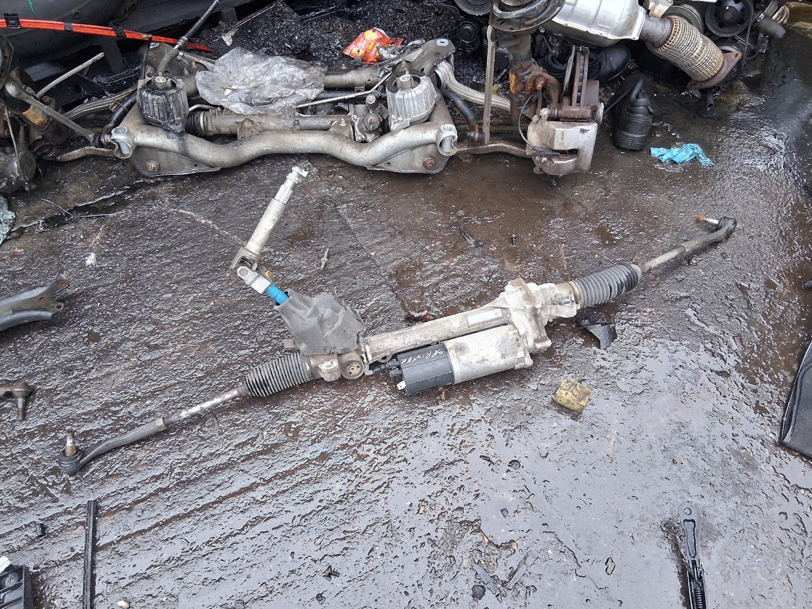 MERCEDES BENZ SPRINTER W907 2.0 DIESEL POWER STEERING RACK 9074600604 DAMAGED