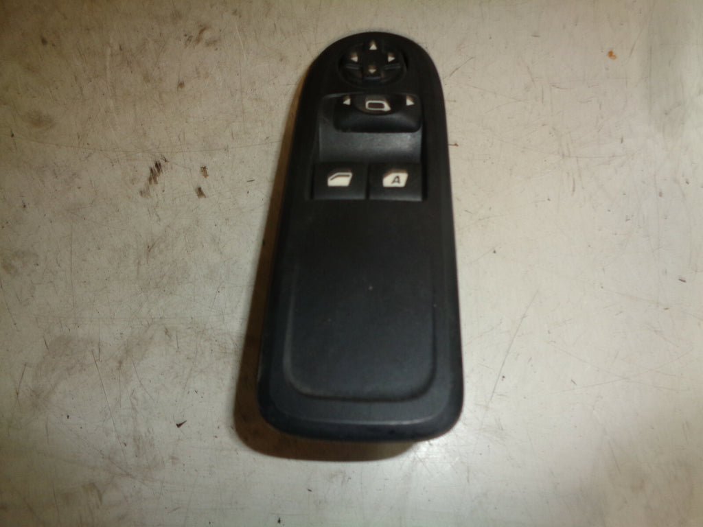 CITROEN C3 MK2 2010 FRONT DRIVER SIDE 2 WAY WINDOW SWITCH 96637529XT
