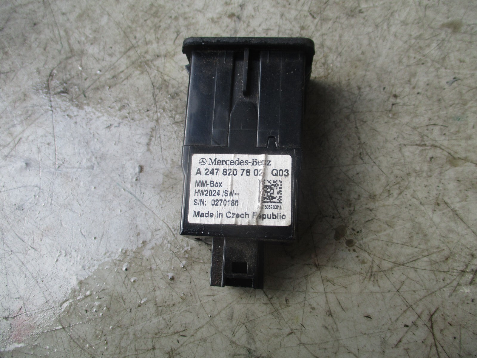 2021 MERCEDES SPRINTER W907 USB MULTIMEDIA PORT SOCKET A2478207802