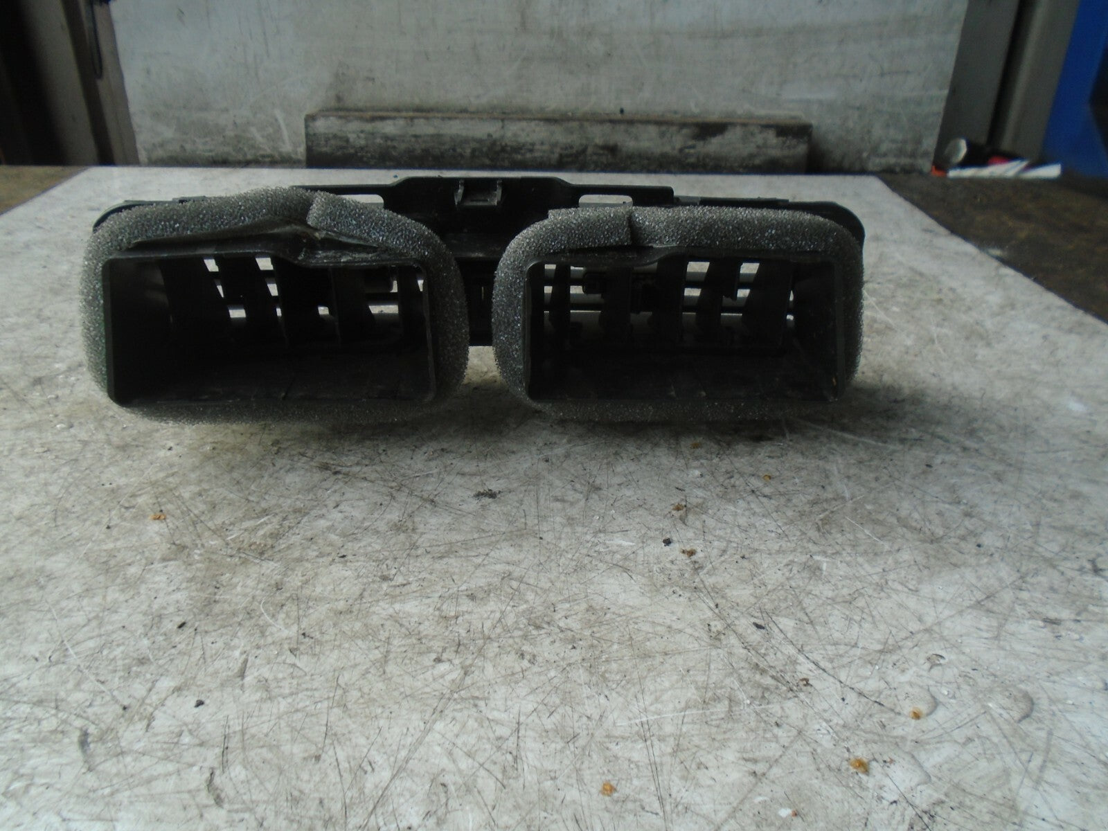 FORD MONDEO 2017 MK5 FRONT CENTRE MIDDLE DASHBOARD AIR VENTS DS7319K617