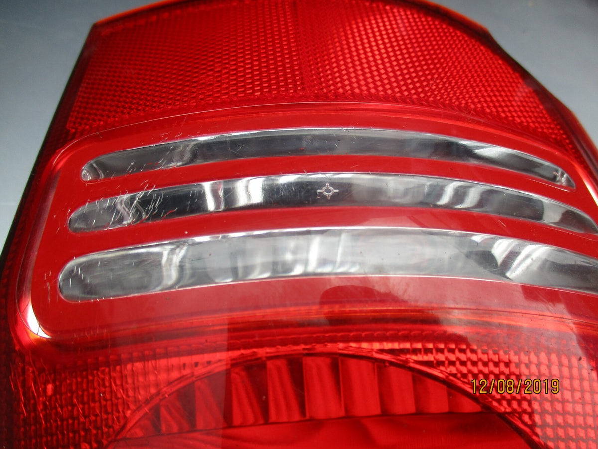 HYUNDAI MATRIX NSR NEAR PASSENGER SIDE REAR LIGHT TAIL LIGHT