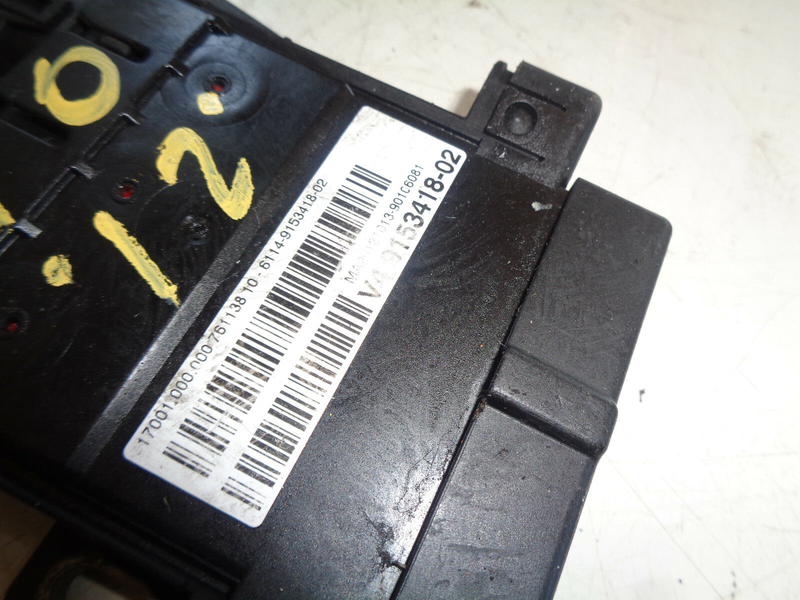 BMW 5 SERIES F10 2012 DISTRIBUTION MODULE ECU 9153418